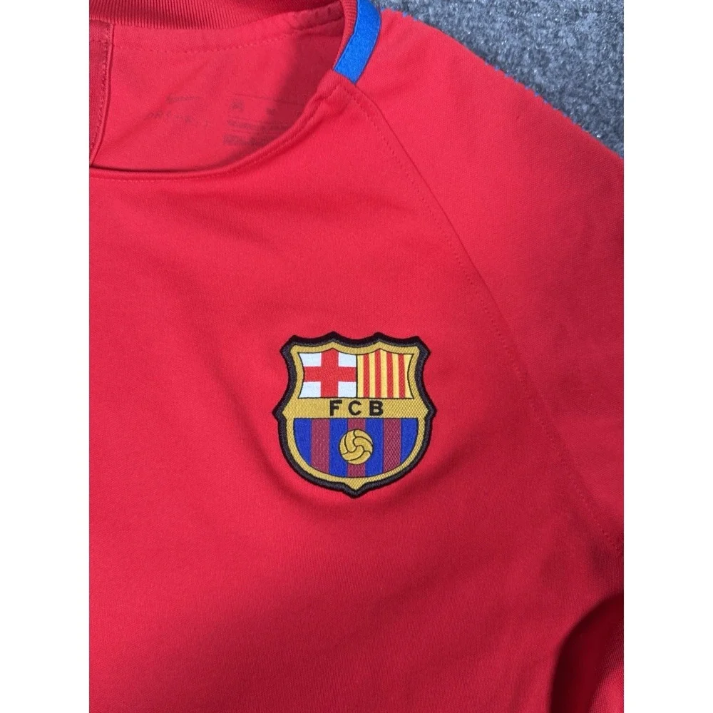 NIKE MEN'S BARCELONA 2017/2018 TRAINING TOP SOCCER FOOTBALL SHIRT JERSEY SIZE XS
